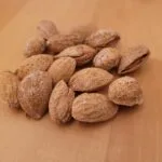 Mandorle salate